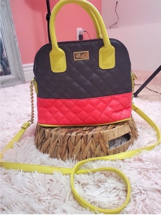 Betsey Johnson Handbags - Luv Betsey by Betsey Johnson medium-sized crossbody bag EUC